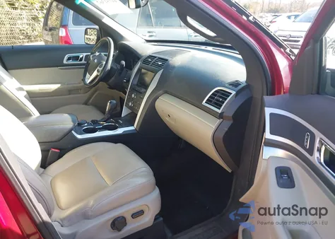 2015 Ford Explorer Xlt z USA, uszkodzony, nr VIN 1FM5K8D86FGC42348